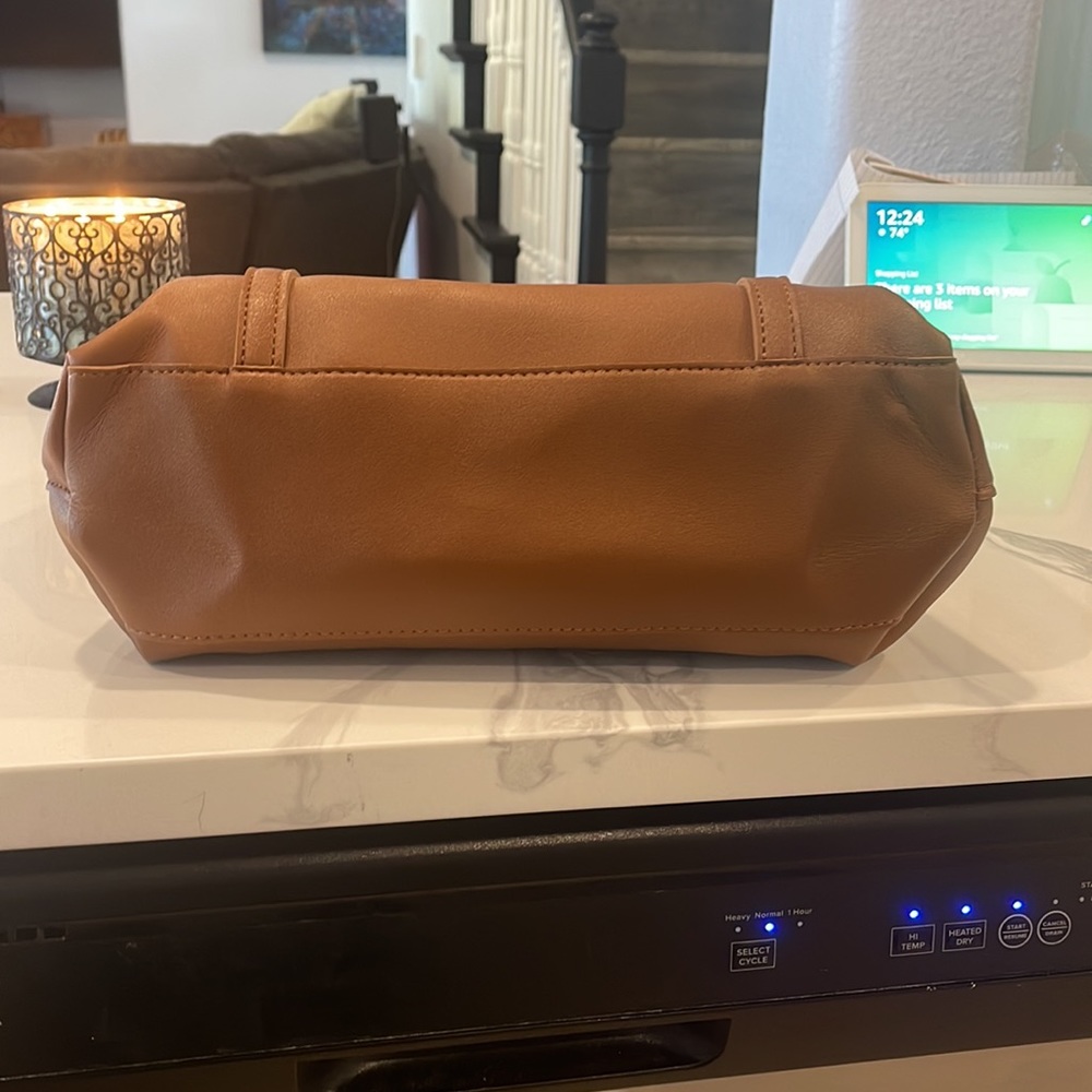 Henny & Lev Vegan Faux Leather Tan Tote Bag Purse NWT - Stylish and Sustainable - Picture 5 of 5